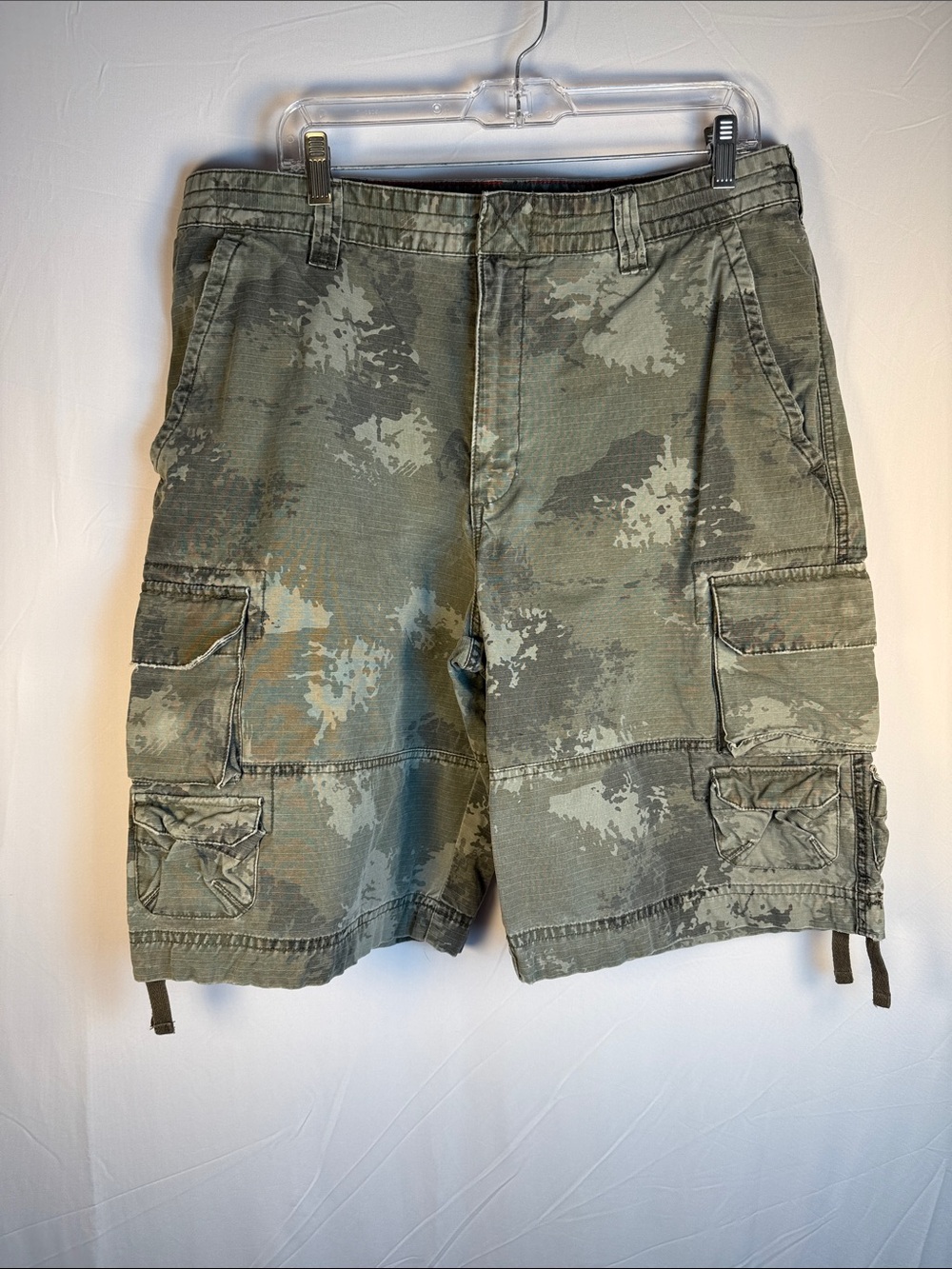 Massimo Mens Olive Green Camo Cargo Shorts